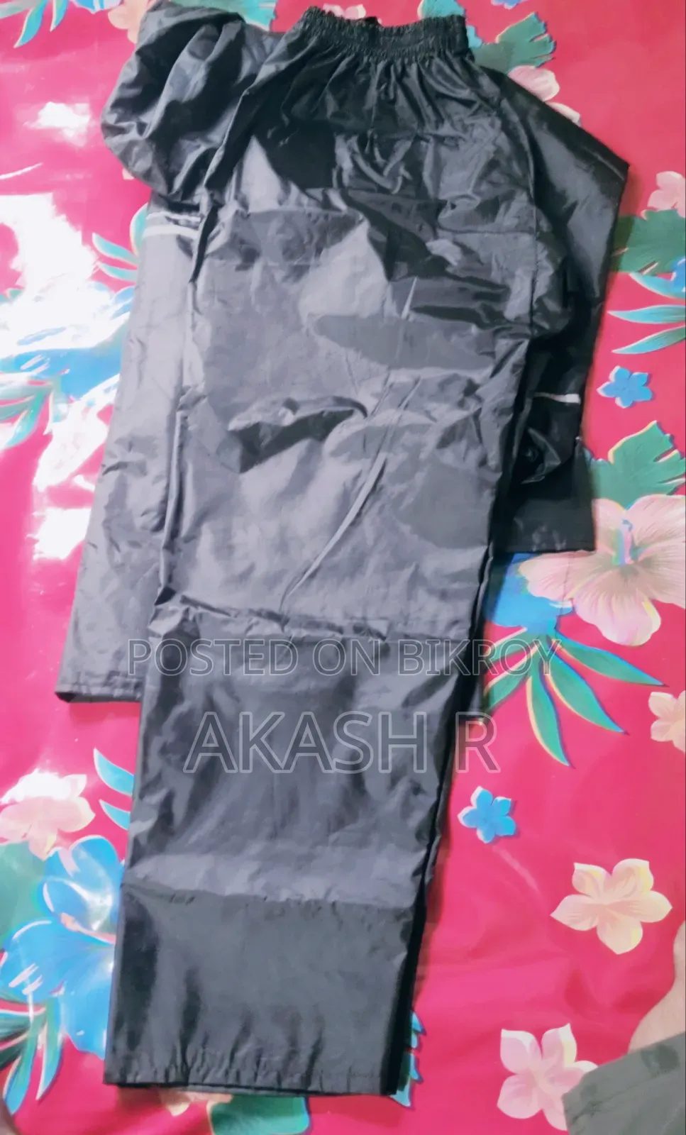 Raincoat কিনার পরে আমি মাত্র 6 দিন ব্যবহার করছি