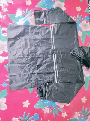 Raincoat কিনার পরে আমি মাত্র 6 দিন ব্যবহার করছি