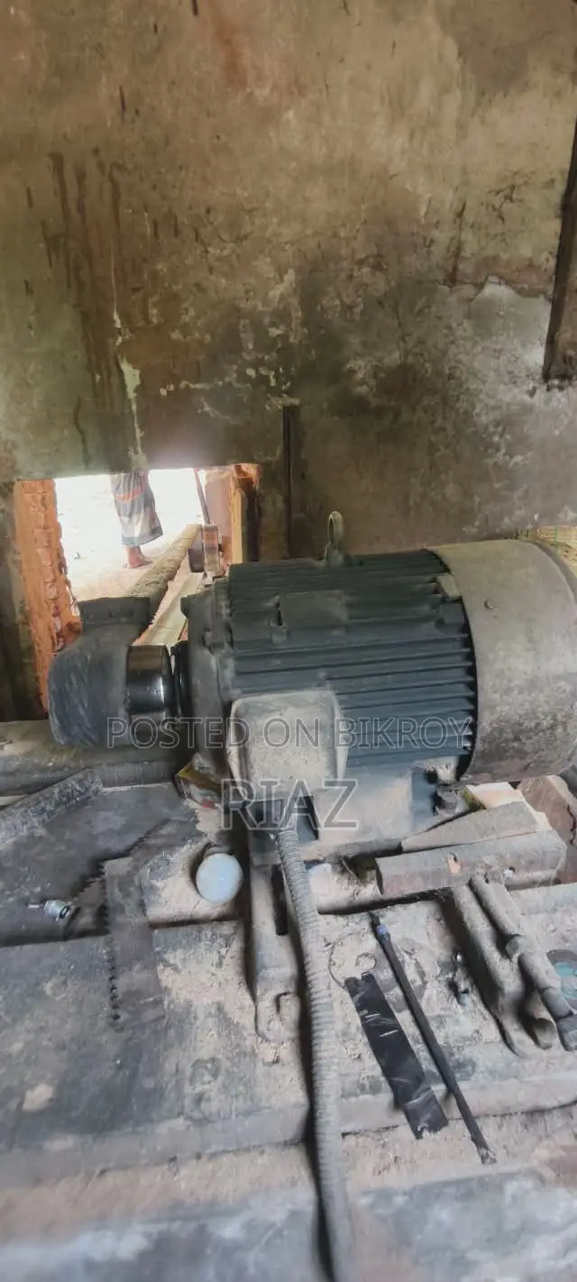 বিক্রয় হবে — সম্পূর্ণ সচল পুরাতন সমিল(Sawmill) (সমস্ত যন্ত্রপাতিসহ)