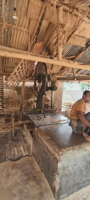 বিক্রয় হবে — সম্পূর্ণ সচল পুরাতন সমিল(Sawmill) (সমস্ত যন্ত্রপাতিসহ)