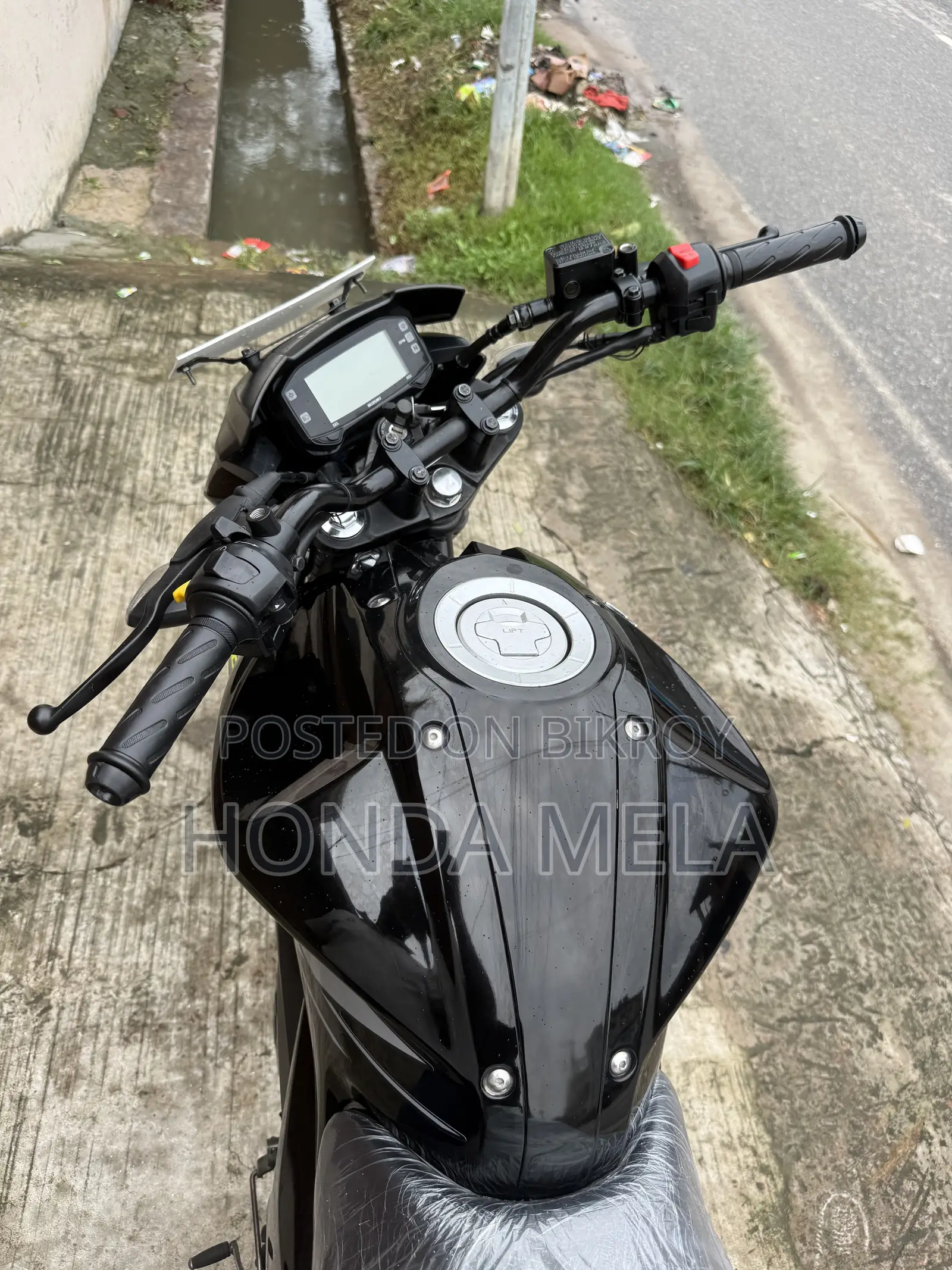 Suzuki Gixxer Monotone 2025 Black