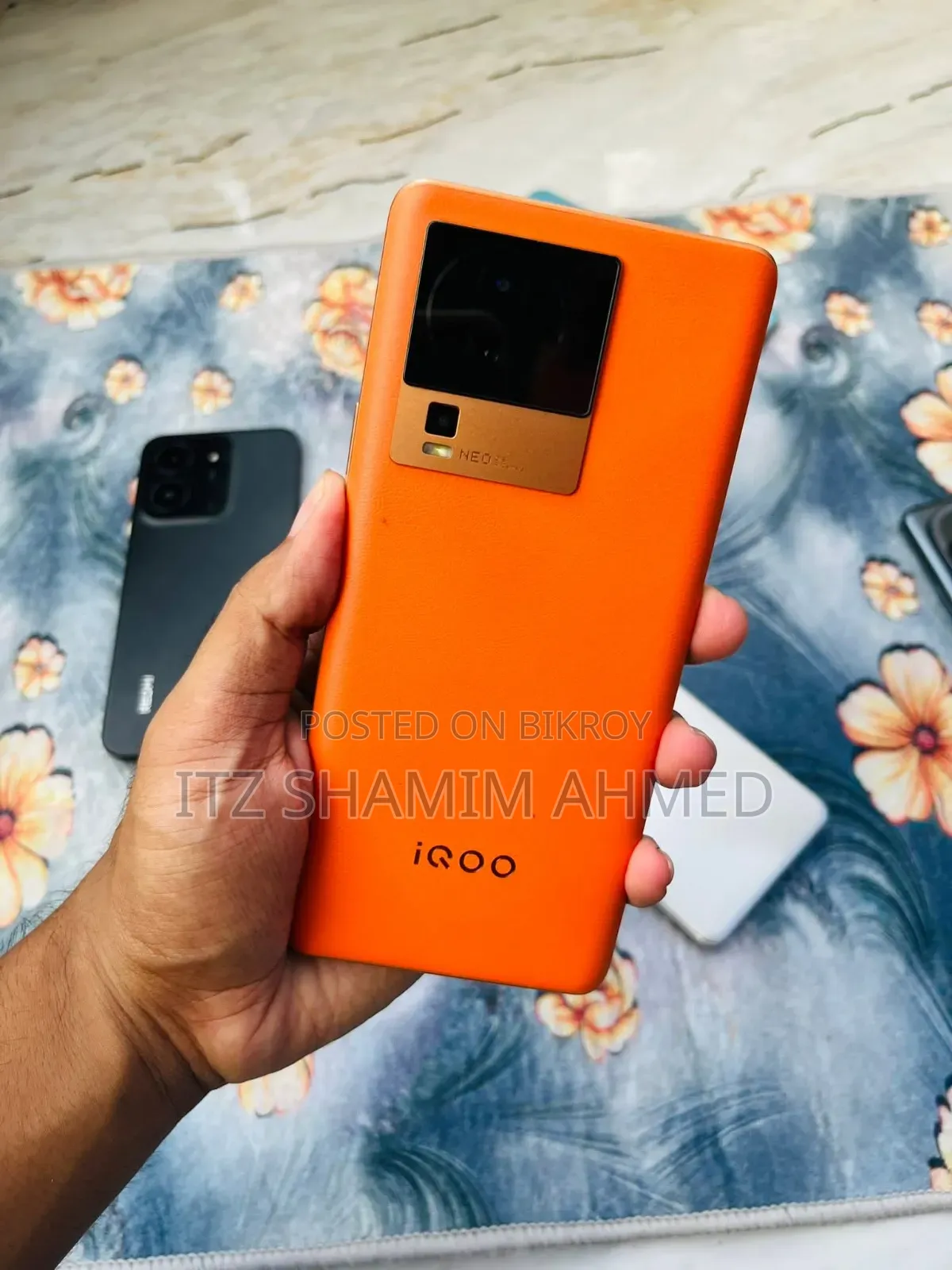 iQOO 128 GB Orange