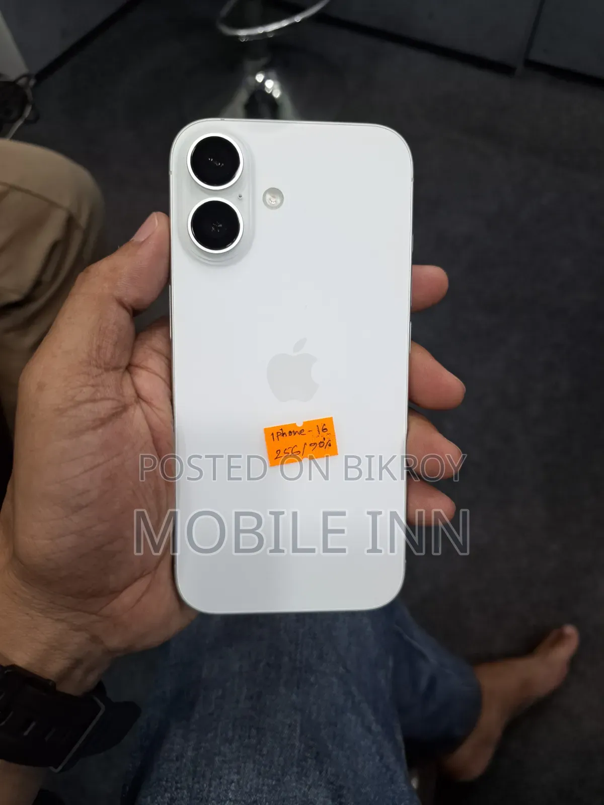 Apple iPhone 16 256 GB White