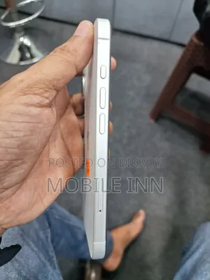 Apple iPhone 16 256 GB White