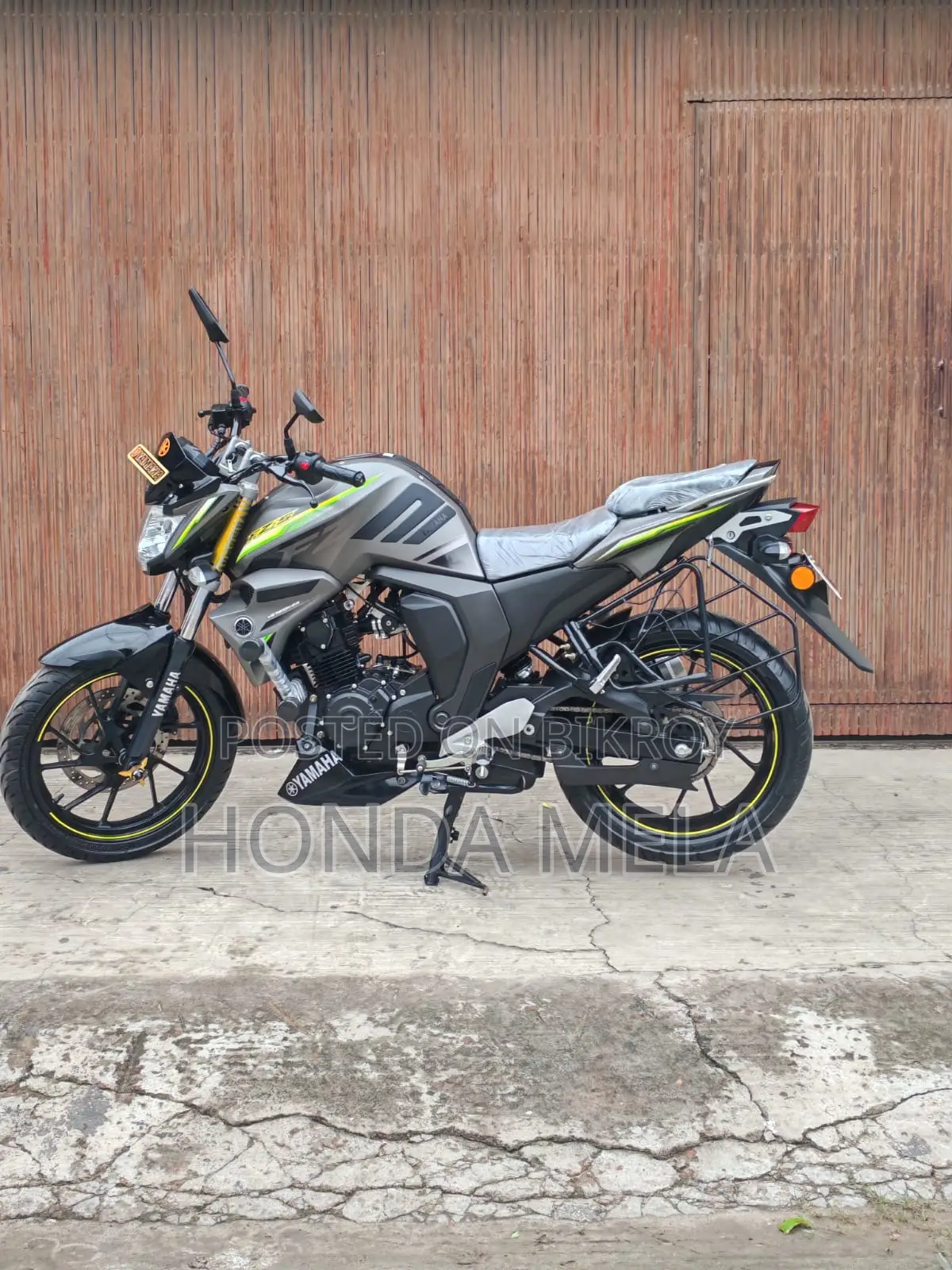 Yamaha FZ 2025 Green