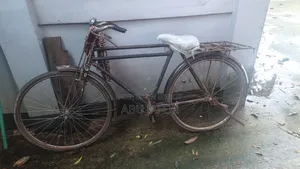 দুইটি সাইকেল বিক্রি হবে