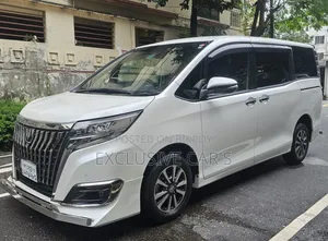 Toyota Esquire 2019 Pearl