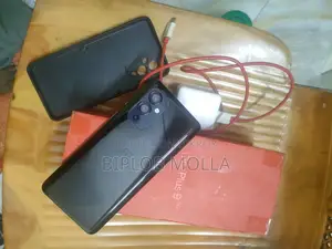 ওয়ানপ্লাস ৯ ২৫৬ জিবি কালো