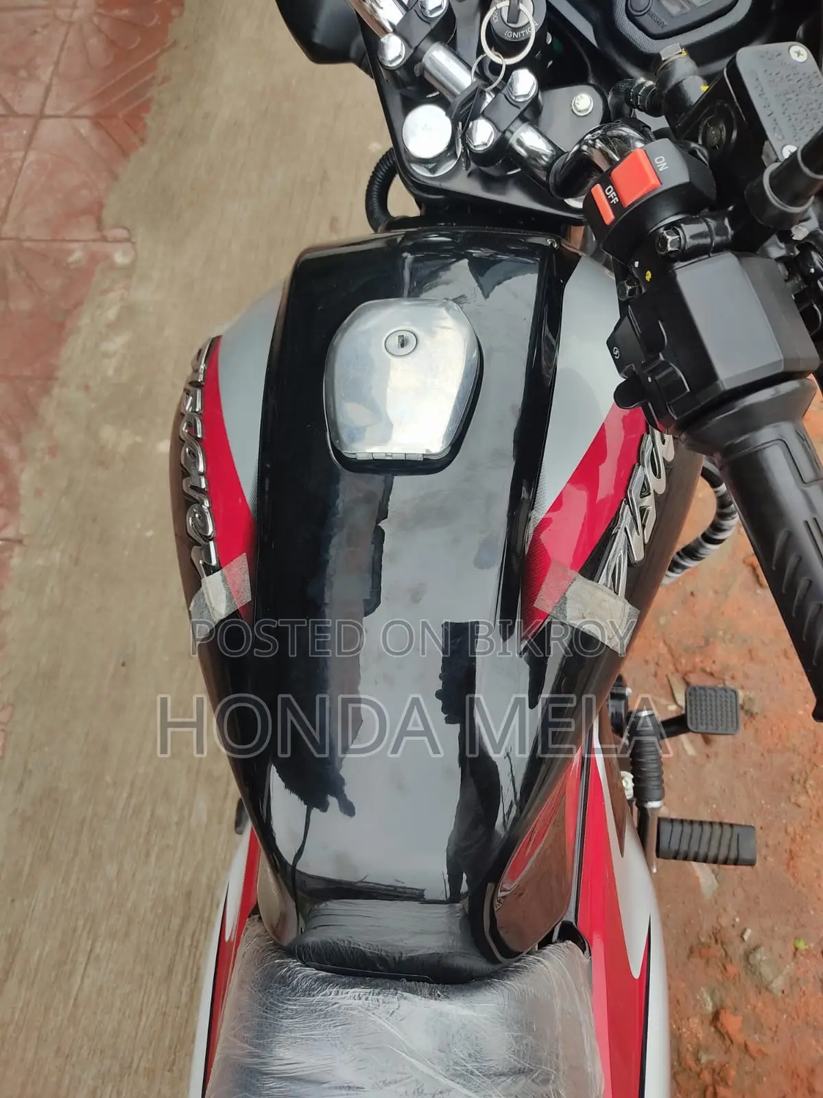 Bajaj Discover 125 2024 Black
