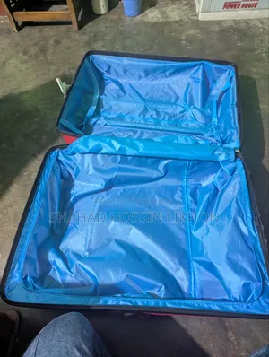 লাগেজ ব্যাগ