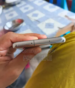 Samsung Galaxy S10 128 GB White