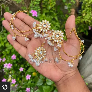 Earring set with chain