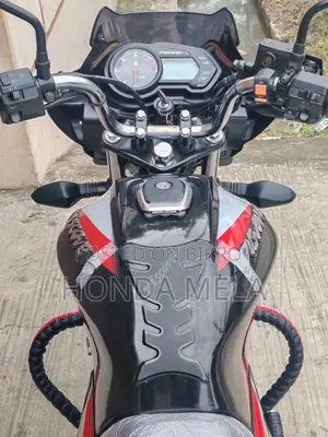 Bajaj Discover 125 2022 Black