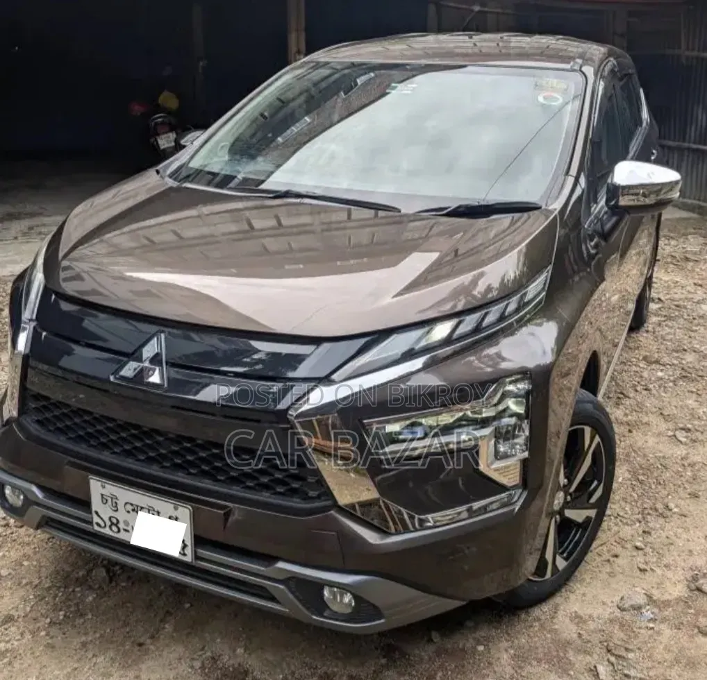 Mitsubishi Xpander 2023 Brown