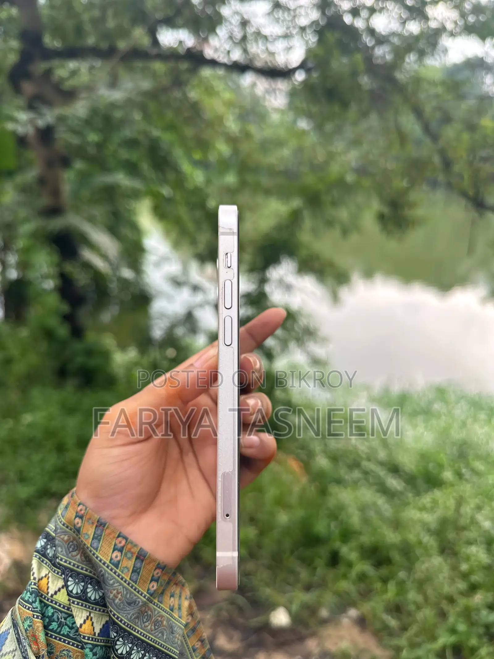 অ্যাপল আইফোন ১২ ১২৮ জিবি হোয়াইট