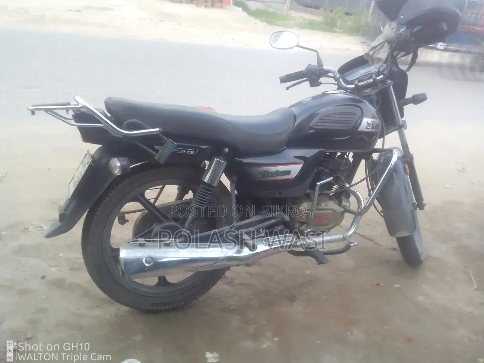 TVS Radeon 2021 Black