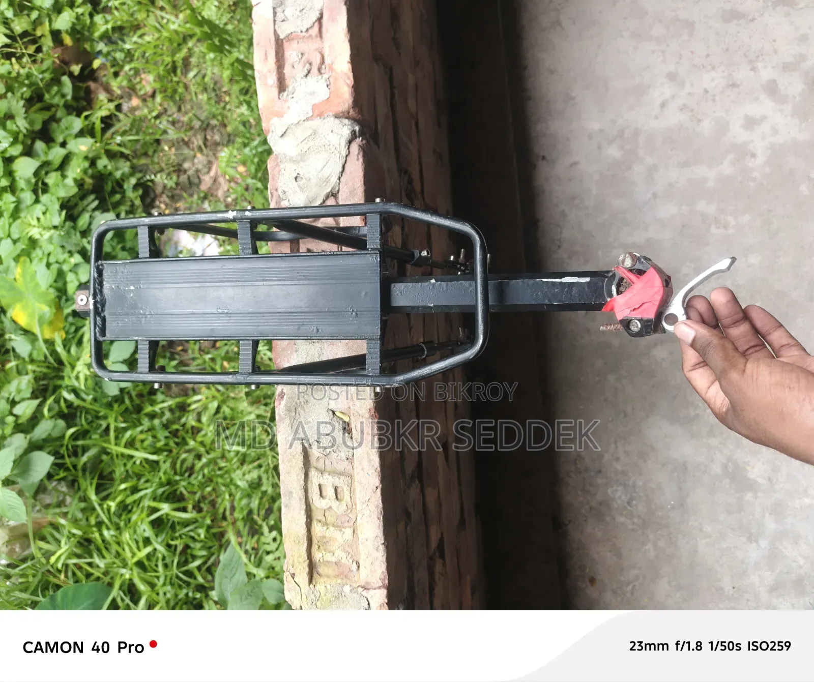 Rear seat carrier for gear bicycle