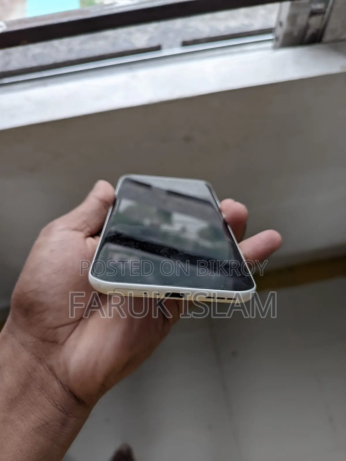 নিউ টেকনো স্পার্ক স্লিম ২৫৬ জিবি হোয়াইট