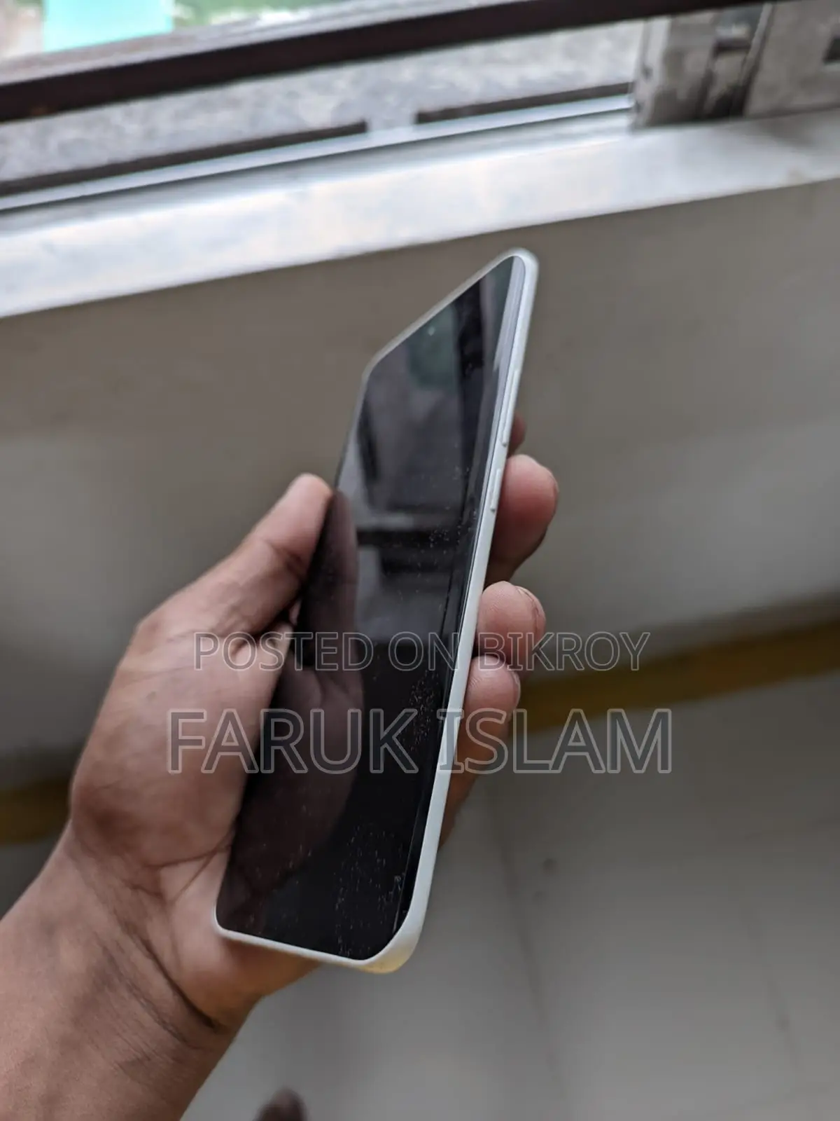 নিউ টেকনো স্পার্ক স্লিম ২৫৬ জিবি হোয়াইট