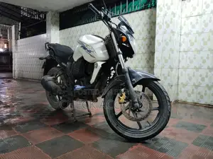 Yamaha FZ 2012 White