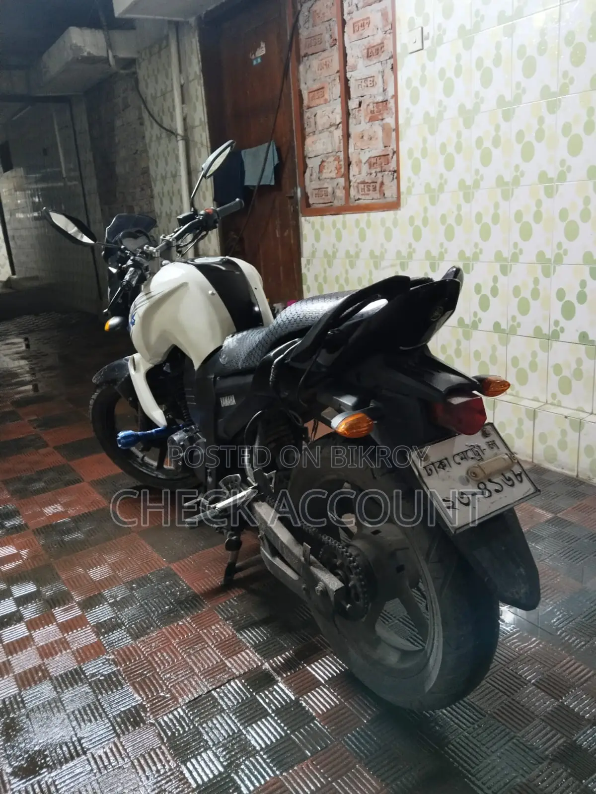 Yamaha FZ 2012 White