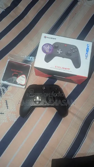 Gamesir T4 Cyclone Pro