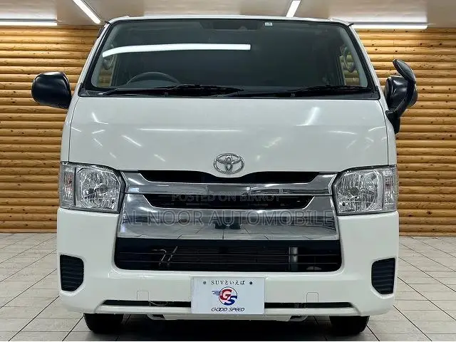 Toyota HiAce 2021 Black