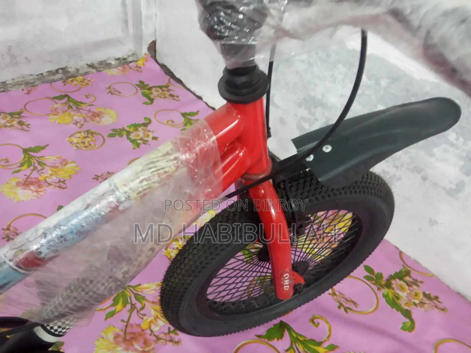 ১৬" লাল রঙের শিশুদের সাইকেল বিক্রয় করা হবে।