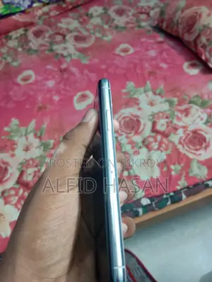 অ্যাপল আইফোন এক্স ৬৪ জিবি সাদা