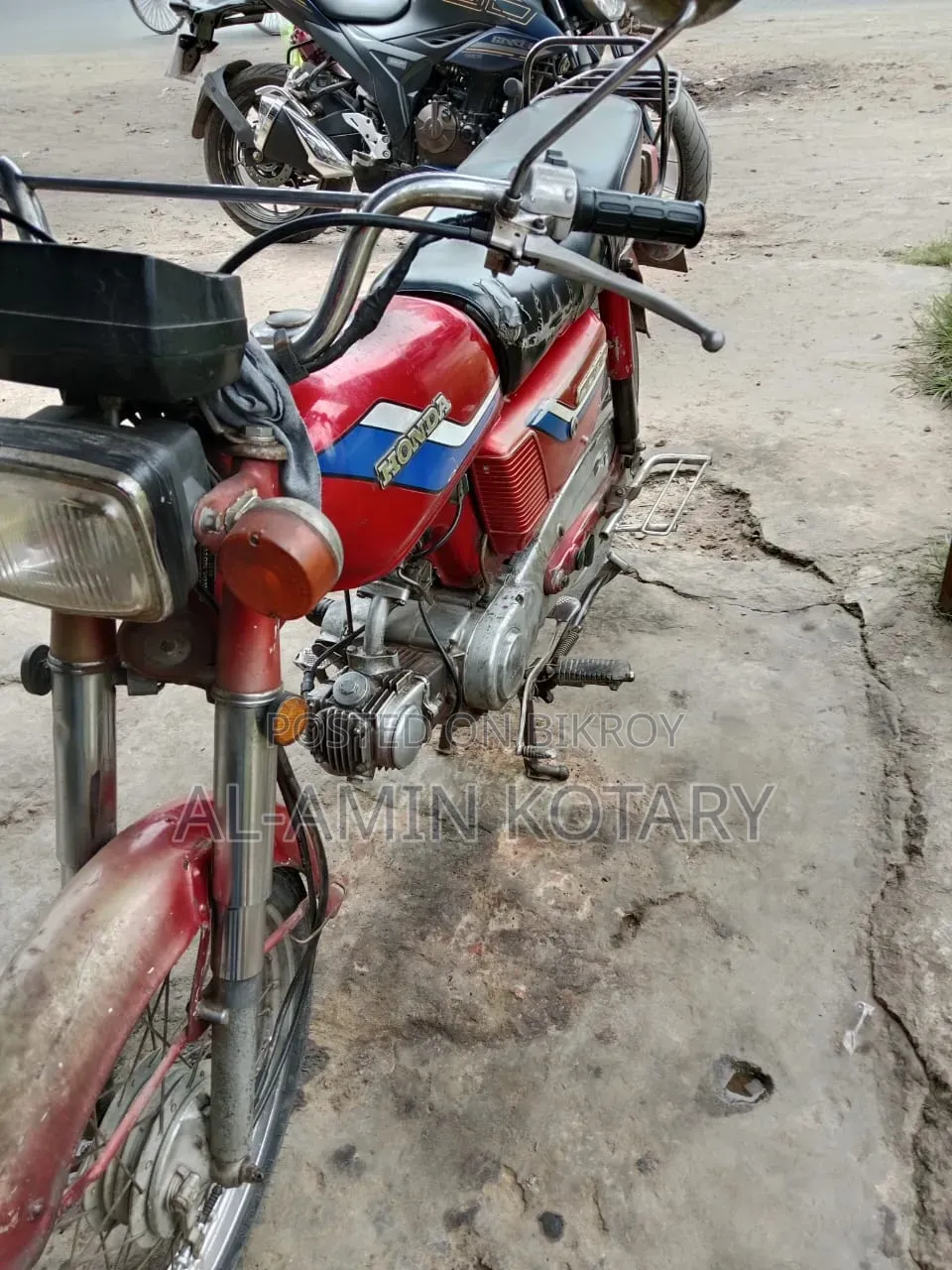 Honda 2000 Red