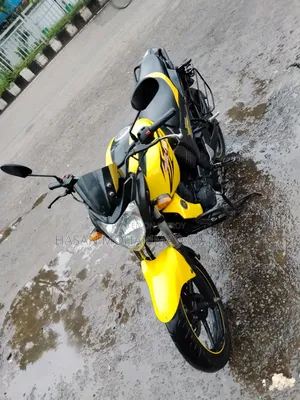 Yamaha FZ 2012 Yellow