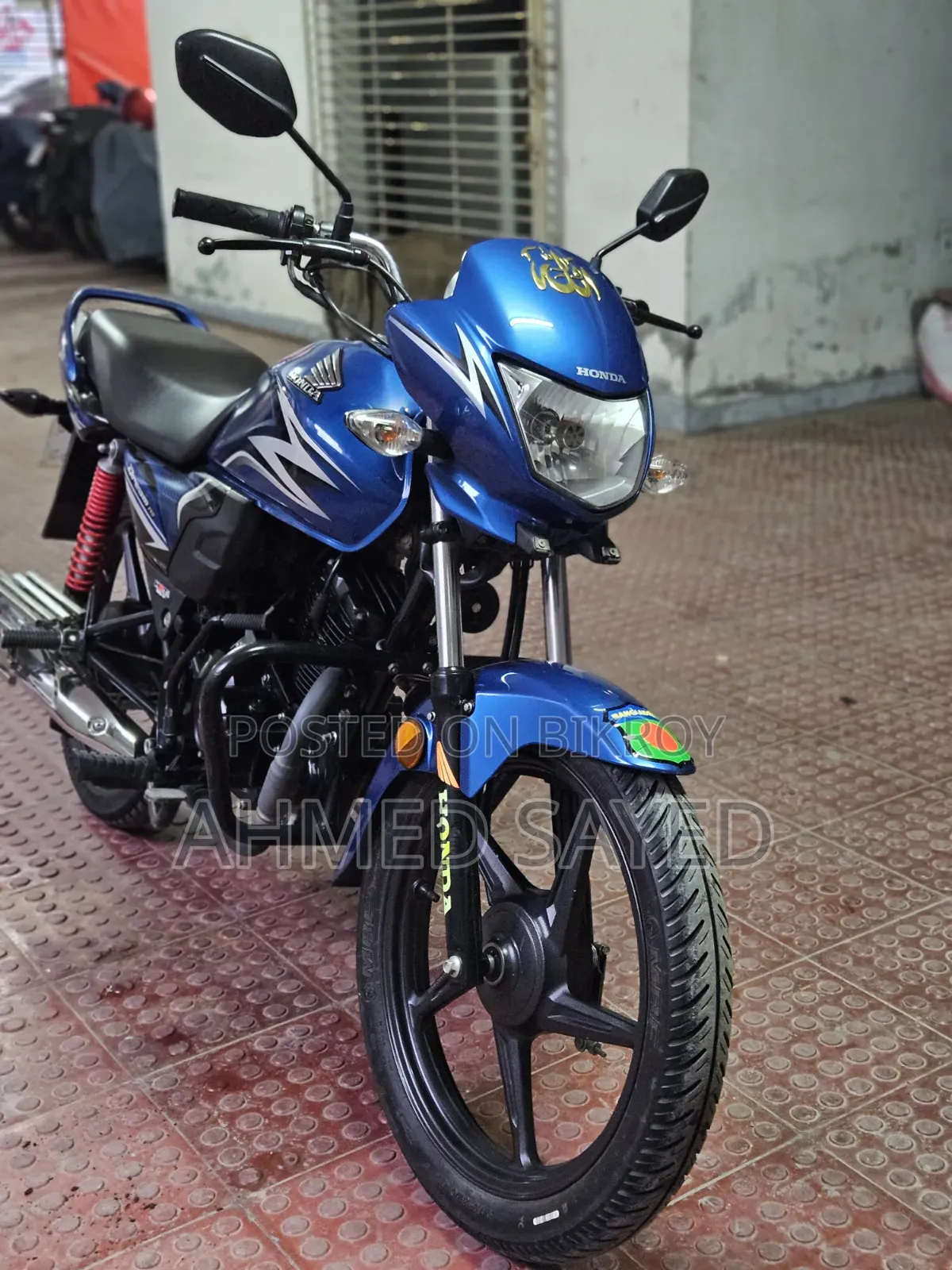 হোন্ডা ২০২৫ নীল