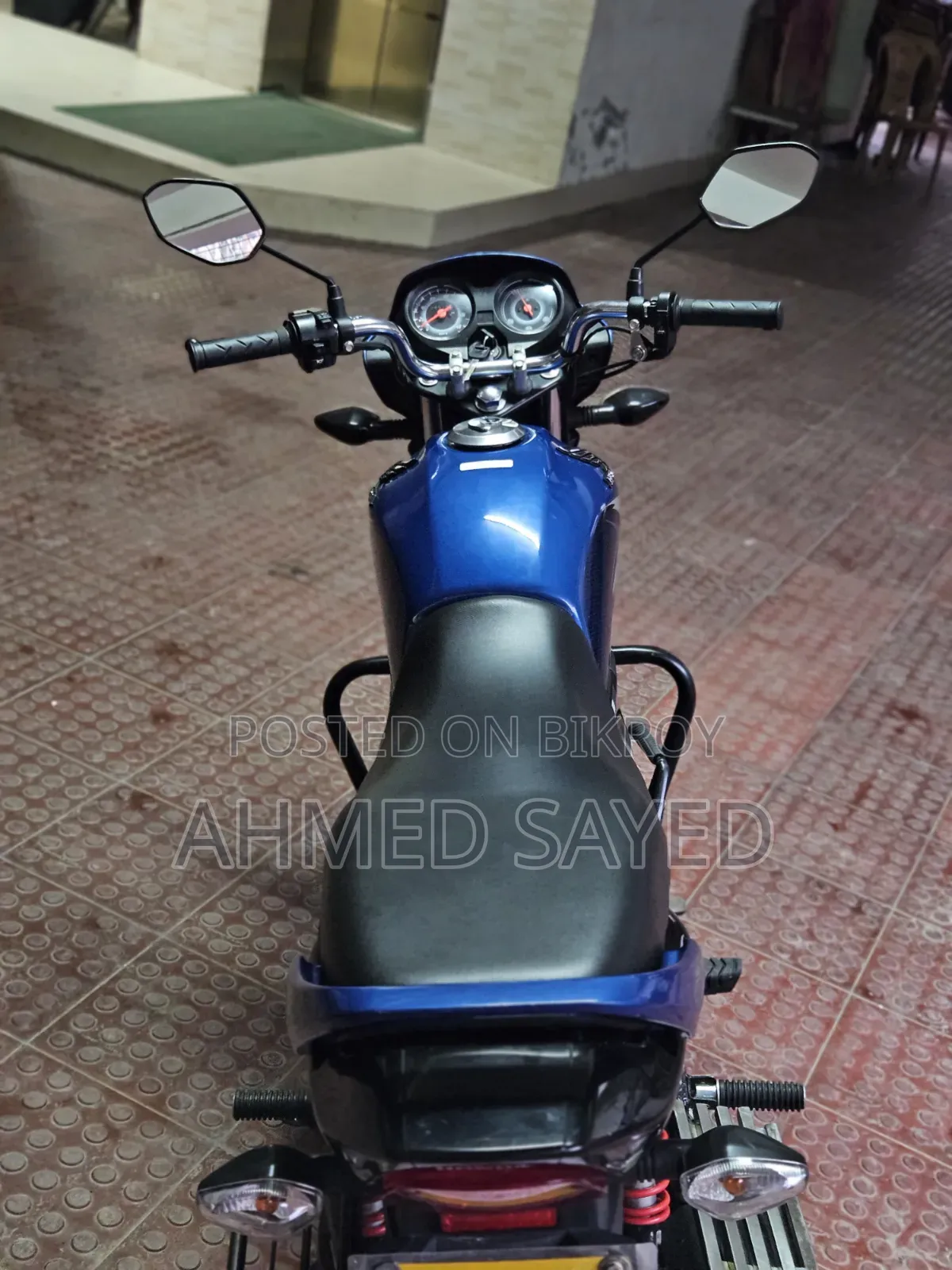 হোন্ডা ২০২৫ নীল