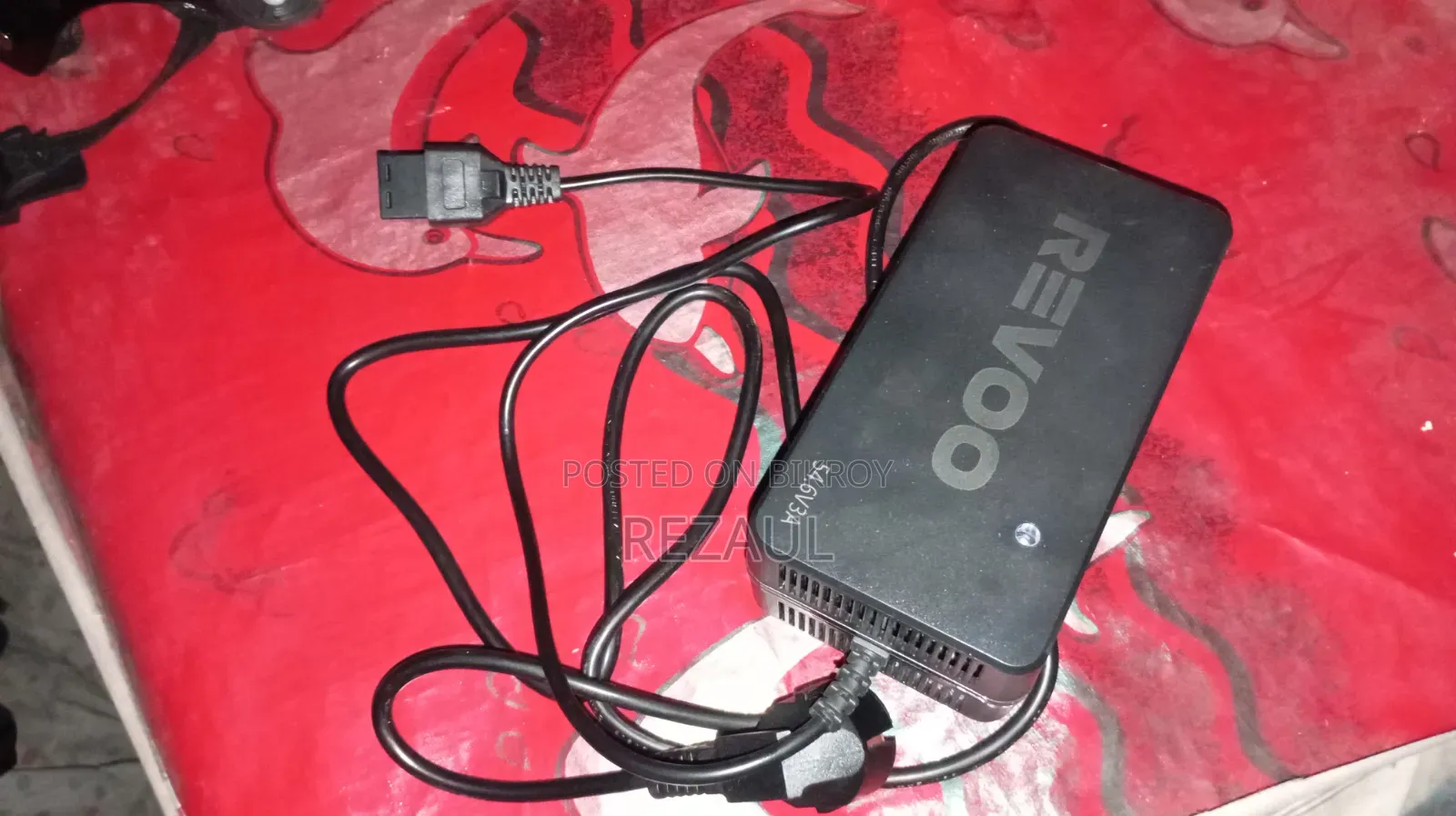 Revoo C00 2026