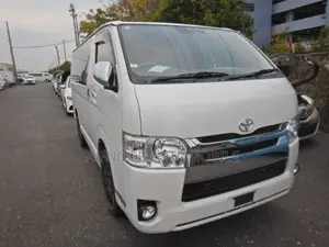 Toyota HiAce 2021 Black