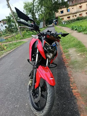 TVS Apache RTR 160 4V 2022 Red