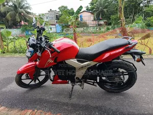 TVS Apache RTR 160 4V 2022 Red