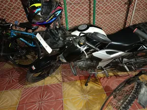 টিভিএস অ্যাপাচি আরটিআর ১৬০ ৪ভি ২০২০ ব্ল্যাক