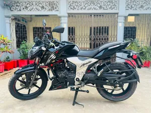 TVS Apache 160 4V 2022 Black