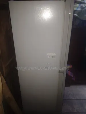 নতুন একটি ফ্রিজ বিক্রি করা হবে