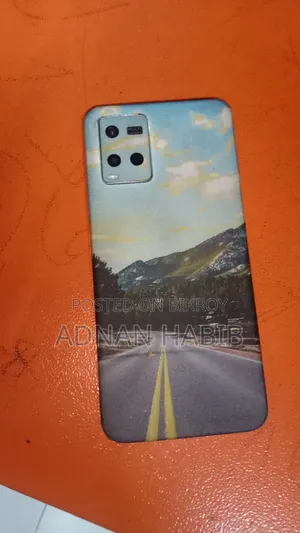 Vivo Y21 64 GB Silver