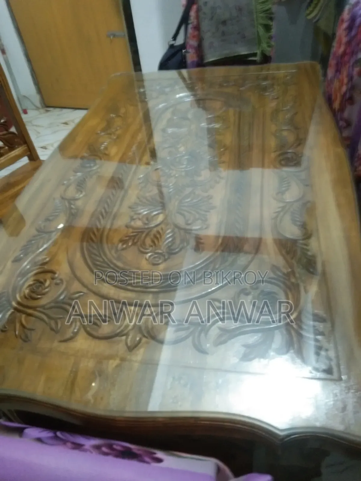 চেয়ার টেবিল