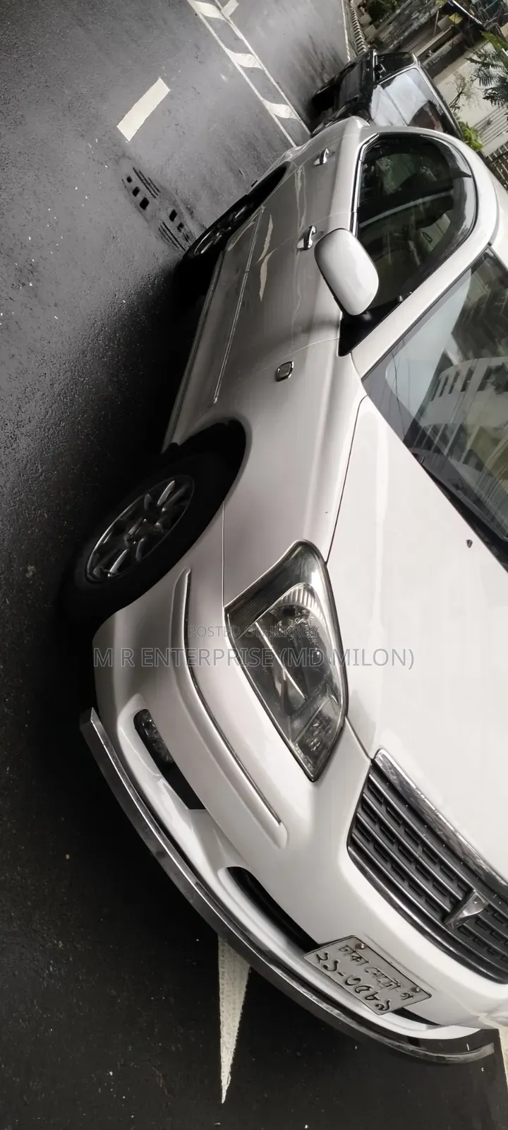 টয়োটা প্রিমিয়ো ২০০৩ সাদা
