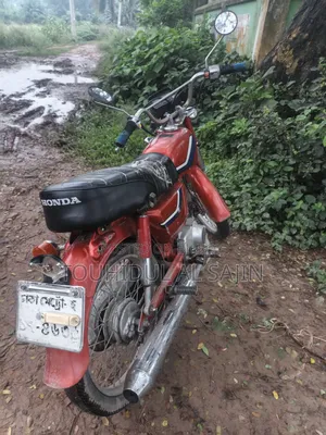Honda 2015 Red