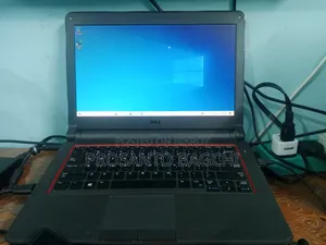 Laptop Dell Latitude 3350 12GB Intel Core i3 HDD 1T
