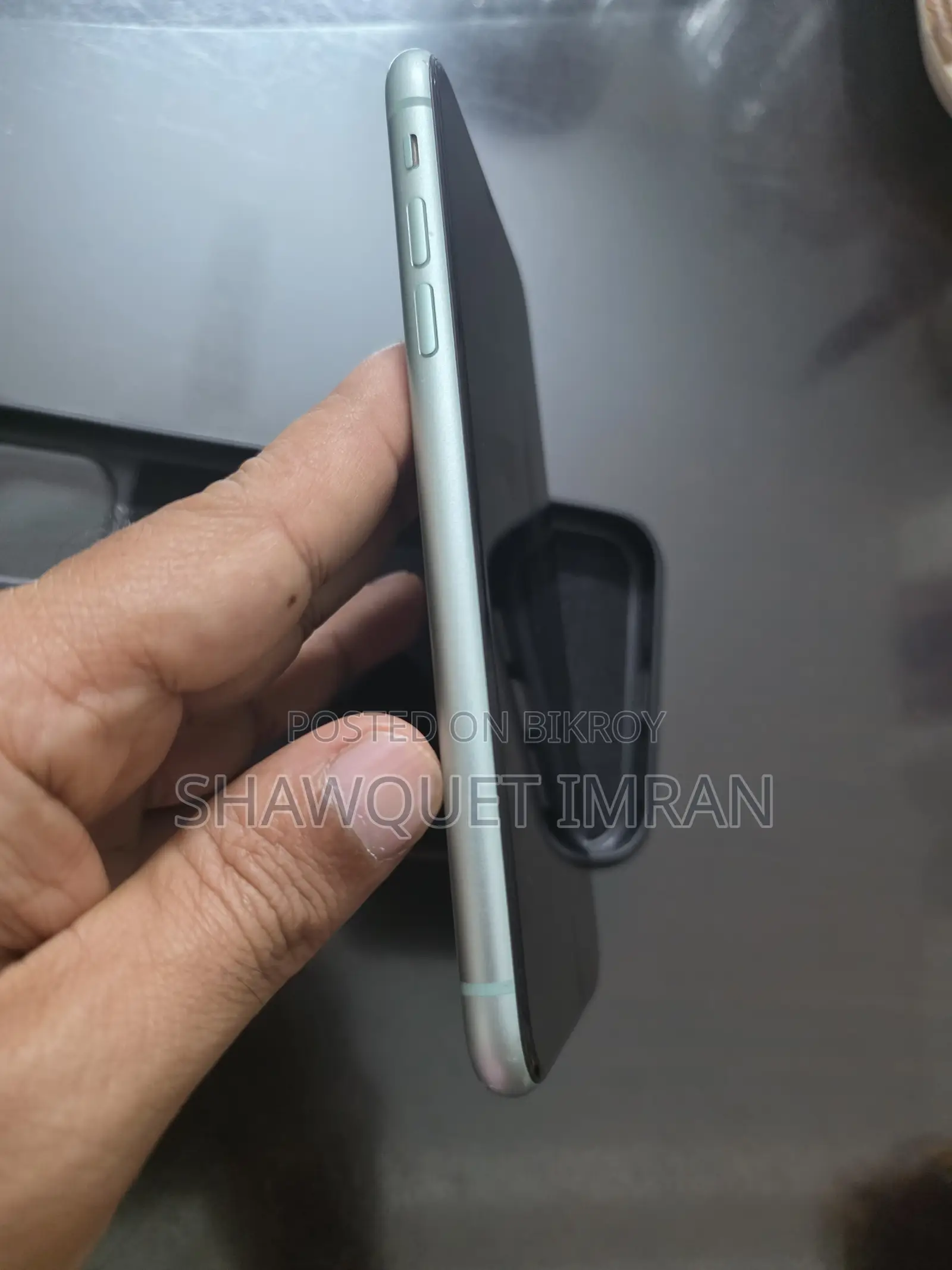 Apple iPhone 11 64 GB