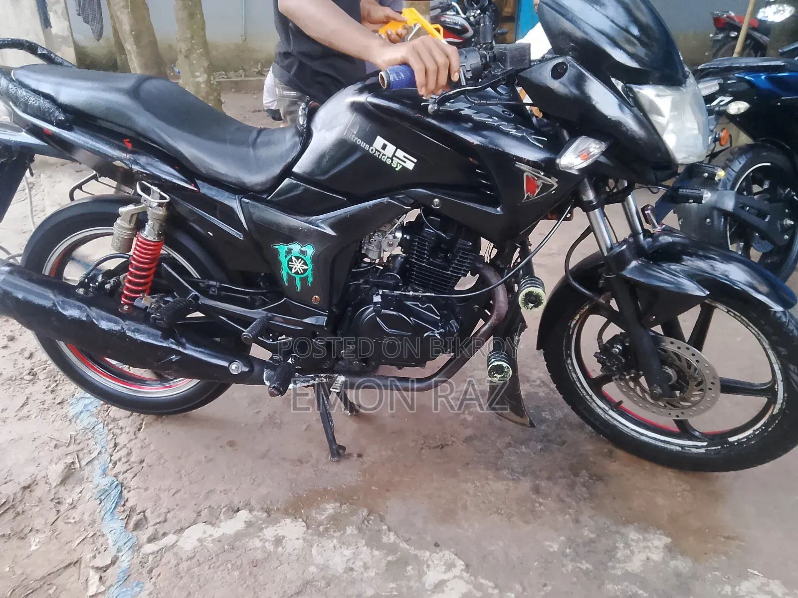 হিরো হাঙ্ক ২০১০ ব্ল্যাক