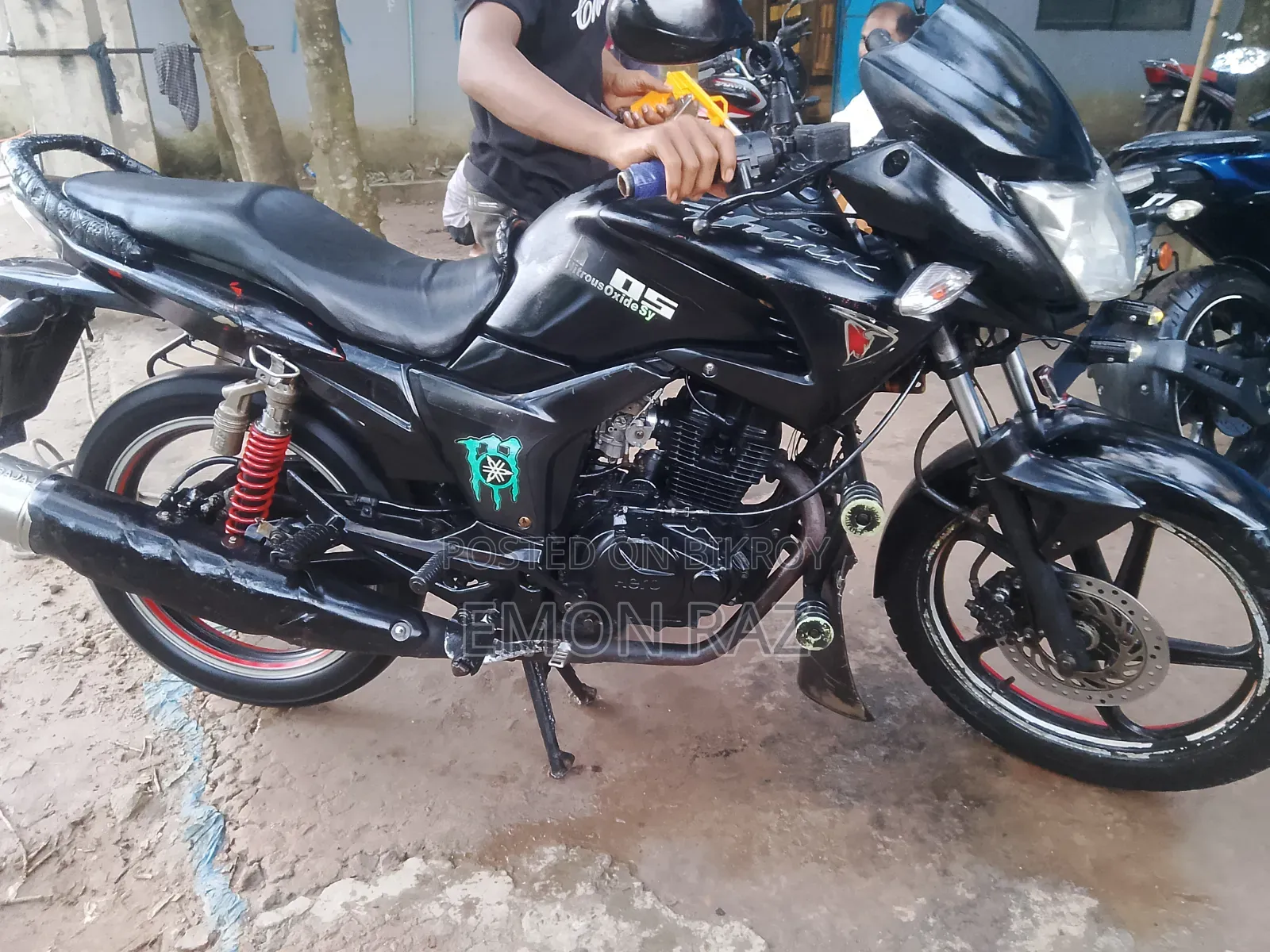 হিরো হাঙ্ক ২০১০ ব্ল্যাক