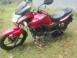 বাজাজ ডিসকভার ১০০ ১৯৯৪ রেড