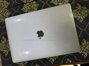 Laptop Apple MacBook Pro 2020 M1 8GB Apple M1 SSD 256GB